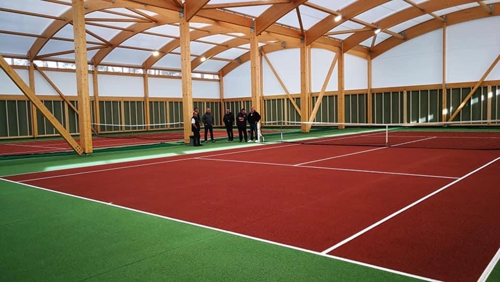Tennis la teste de buch